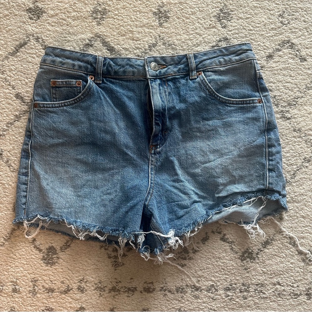 Topshop Denim Mom Shorts. Size US 8